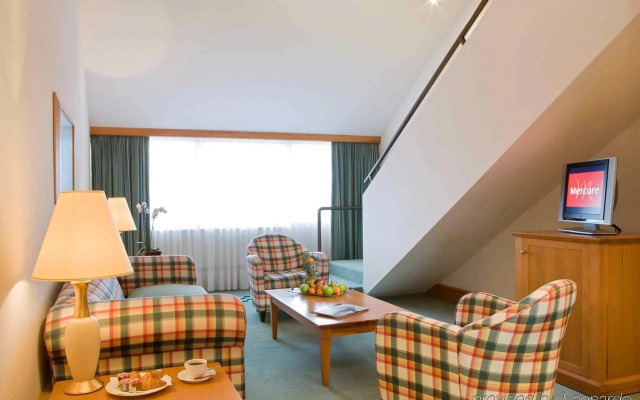 Hotel Mercure Luxembourg Kikuoka Golf & Spa