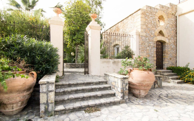 Torre Artale Hotel & Residence