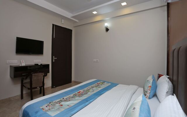 OYO 6591 near Artemis Hospital