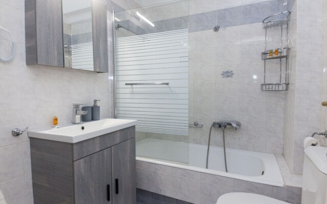 Home Away from Home 2 Bd Apt in Zografou