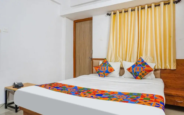 Fabhotel Lake View