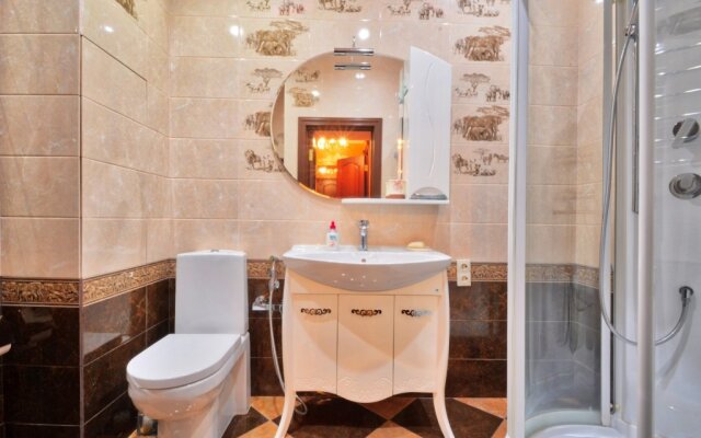 Apartamentyi V Venetsianskom Stile / Luxury Suite