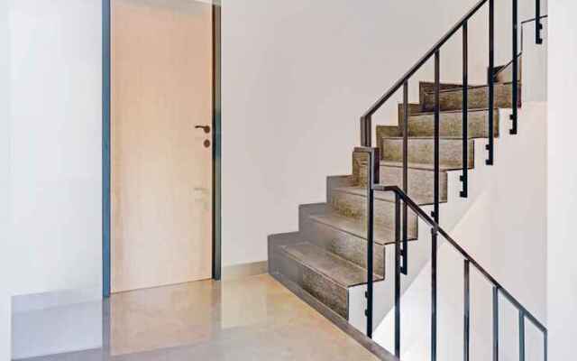 Super OYO Capital O 90635 Tango Juliet Residence