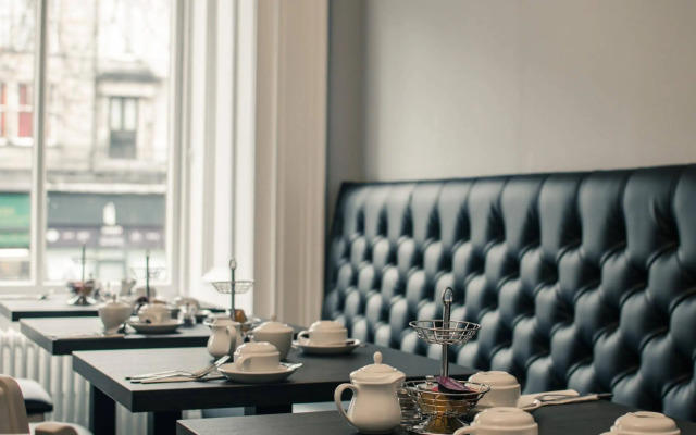 Royal West End Hotel