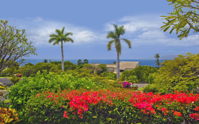 Wailea Ekolu - CoralTree Residence Collection