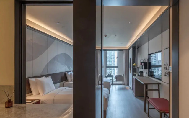 Joya Shanghai Lujiazui Hotel