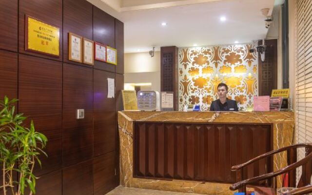 Holiday Sunshine Business Hotel