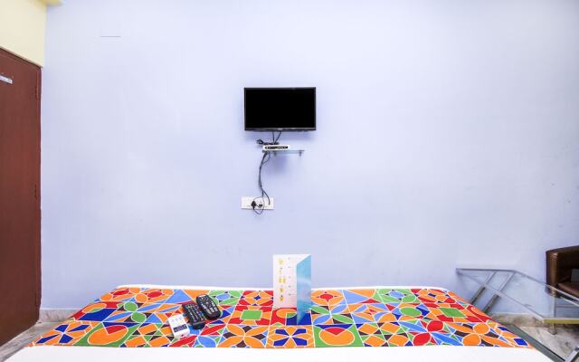 FabHotel Nest