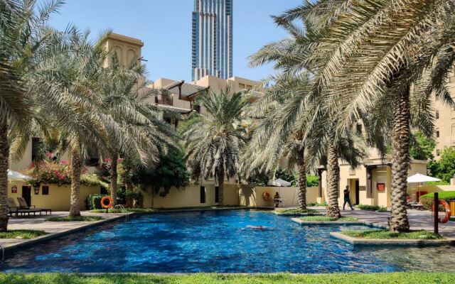 Maison Privee Marquise Square