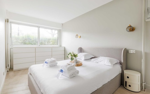 A Haven of Peace in Neuilly sur Seine