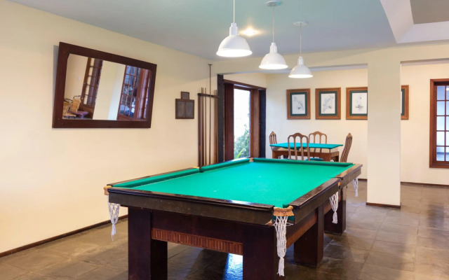 Duplex em Búzios com Suítes e Piscina | CLC 11