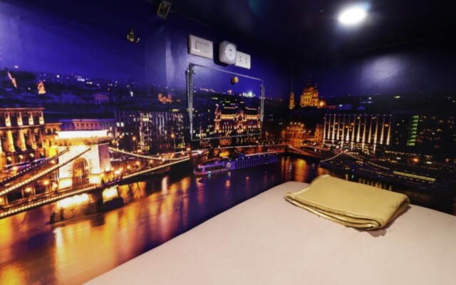 Inap At Capsule Thamrin