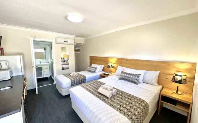Auto Lodge Motor Inn