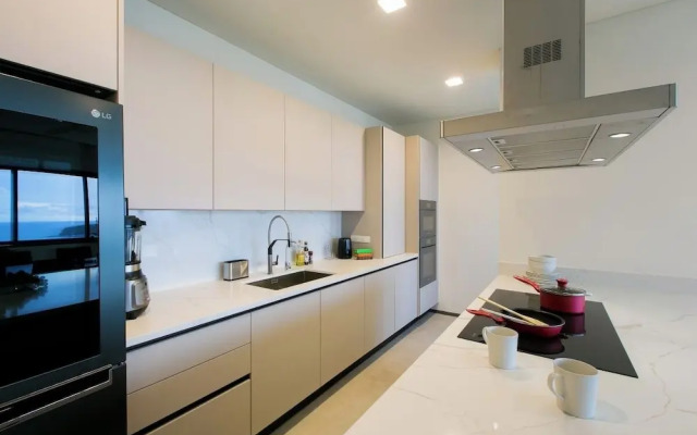 The Heights Penthouse A5 3Bedrooms Seaview near Kata Beach