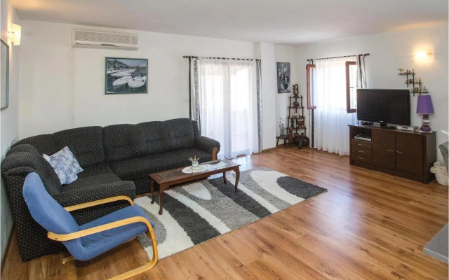 Apartment Varos bb