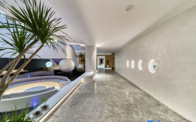 X Home B&B