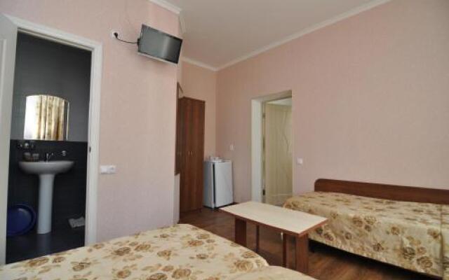 Guest house on Terskaya 139