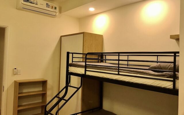 Diamond Sea Apartment