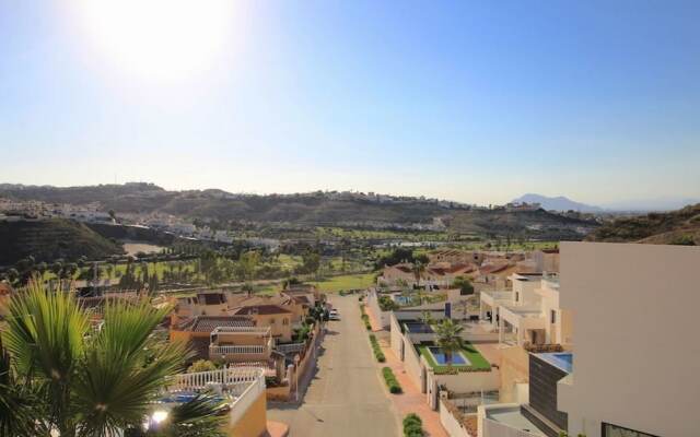 Lovely two Bedroomed Apartment Near Marquesa Golf
