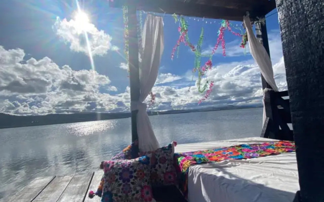 Paraje Del Titicaca Los Uros