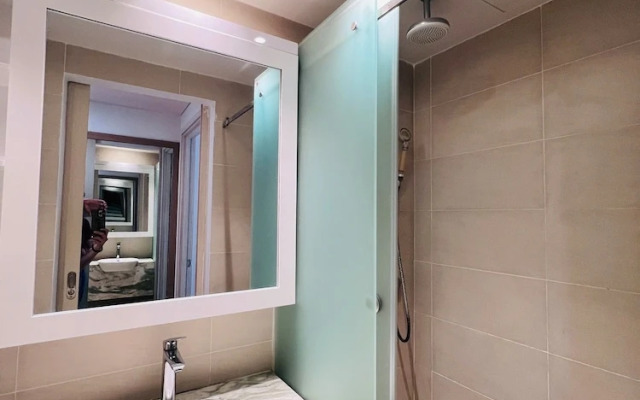 OceanSky Suites - Gold Coast Tower