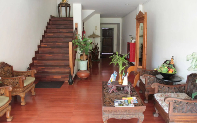 Flora House