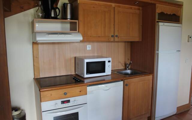 Praroustan by Actisource