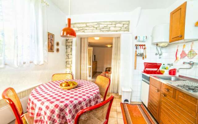 Apartment Reisman / One Bedroom A1