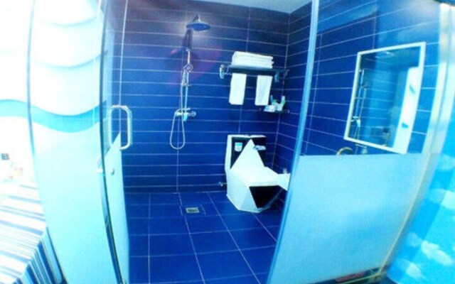 Shengfeng Forrest Holiday Hotel