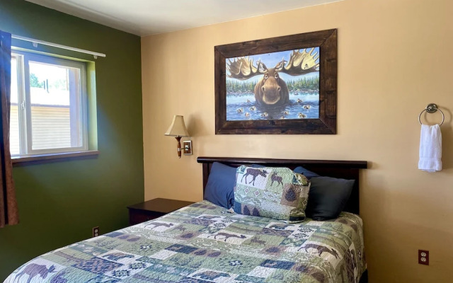 Moosehead Lodge & Cabins