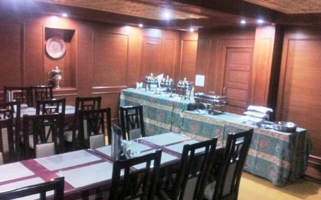 Hotel SADAF