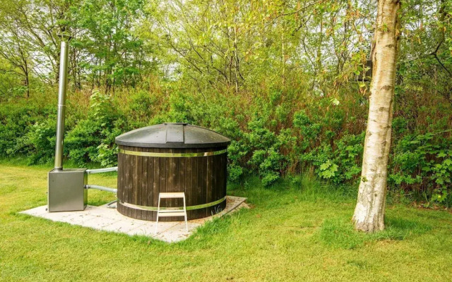 4 Person Holiday Home in Hemmet-by Traum