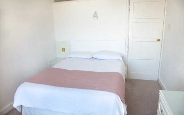 Weymouth Bay Apartment C