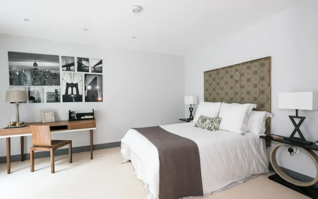 3 Bedroom House with Ensuites and Garden
