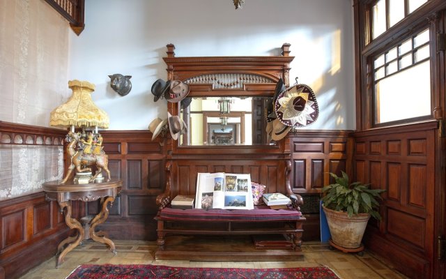 Suites in a Manhattan Mansion
