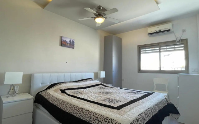 Beautiful 2-bedroom condo in the heart of Tel Aviv