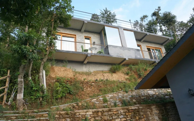 Rasberry Homes