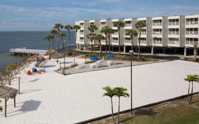 Sailport Waterfront Suites