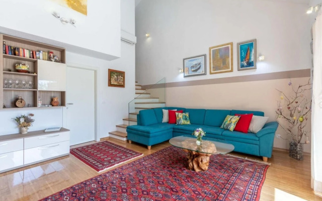 Casa del Sole CFH in Sutivan