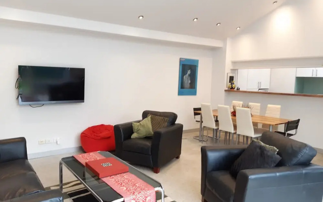 StayCentral - Fairfield 4Br Home