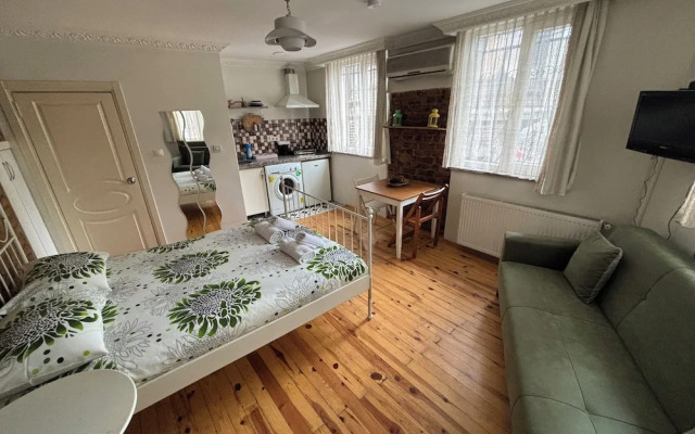 Istanberry - Joker Studio Apartments