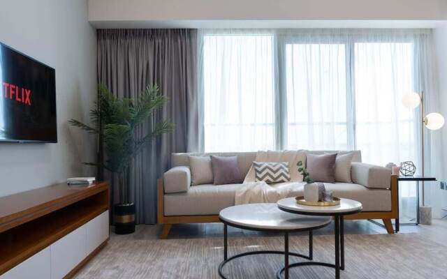 Gorgeous 2BR Apartment Privà Living