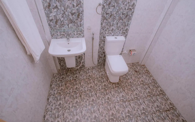 New Surf Paradise Bungalow