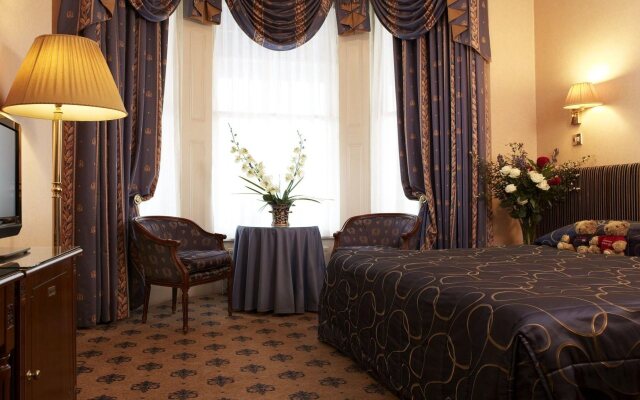 London Lodge Hotel