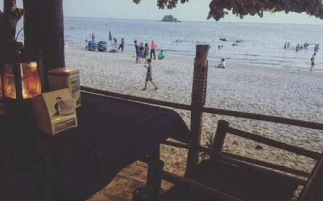 Parawee Resort