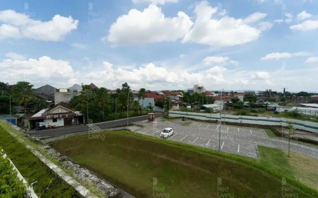 RedLiving Apartemen Barsa City by Ciputra - WM Property