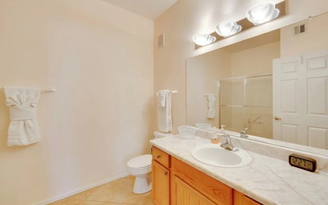 Communal Pool: Sunny First-floor Condo in Phoenix