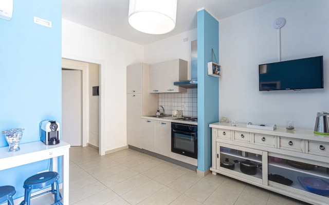 Small Luxury Apartment With Pool