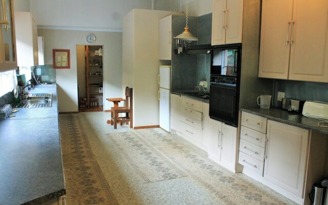 Forest View Guest House & Self Catering