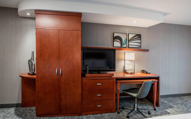 Courtyard by Marriott Edmonton West